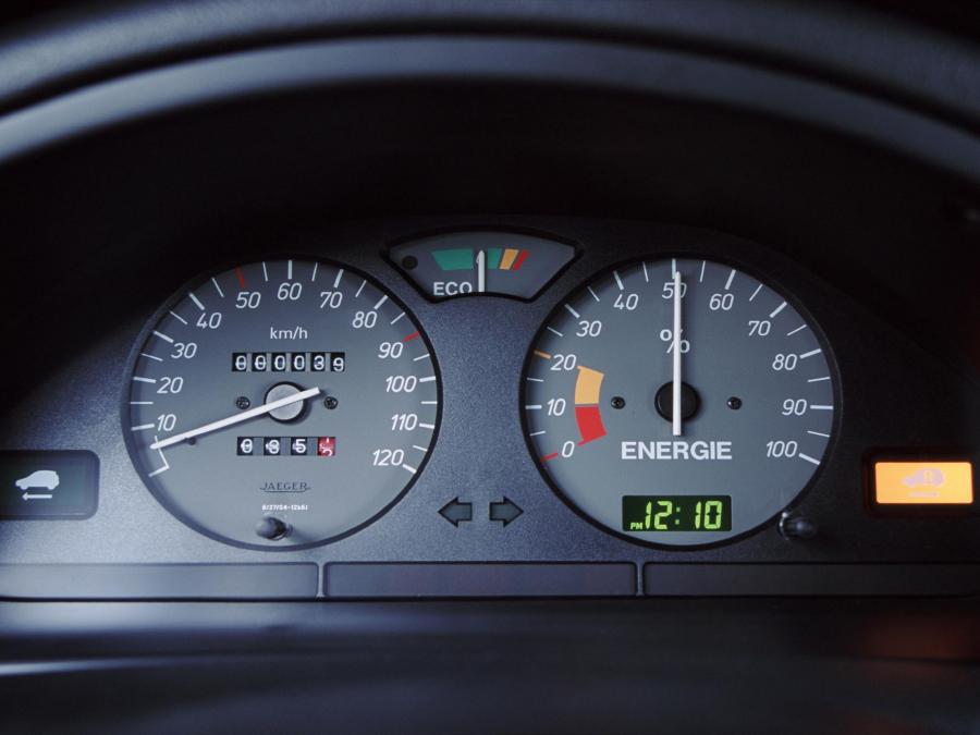  Citroen Saxo Electrique 1999 года  (фото 3 из 4)